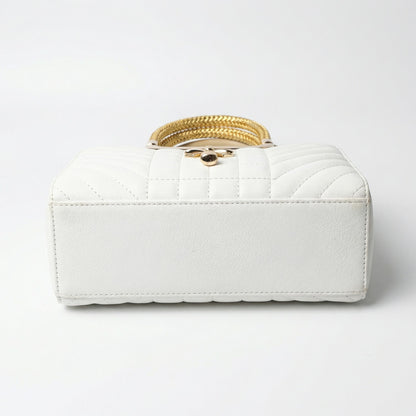 Pearl White Quilted Classic | Levenza